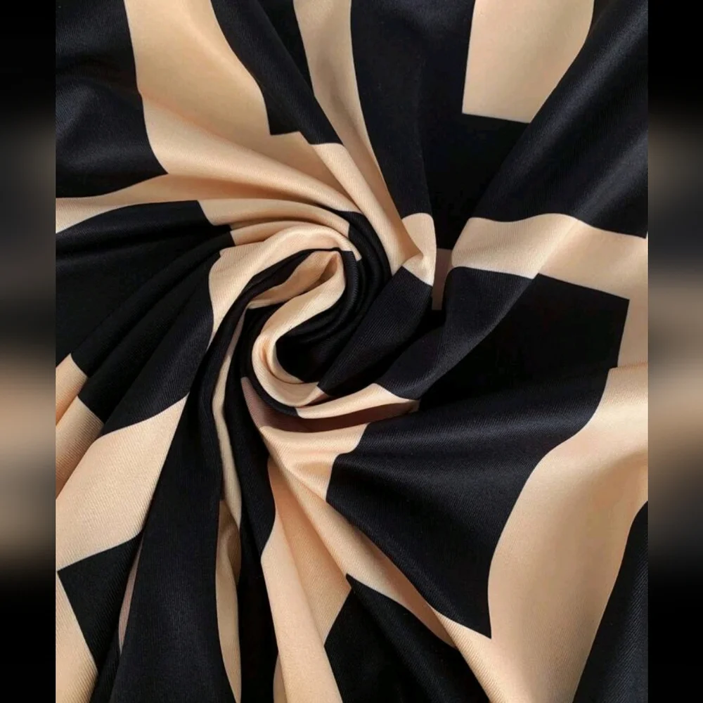 Autumn New Arrival Geometric Pattern Long Sleeve Dress - Picture 3 of 3